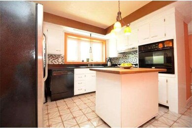 1021 N Jasper St, Allentown, PA 18109 - photo 7