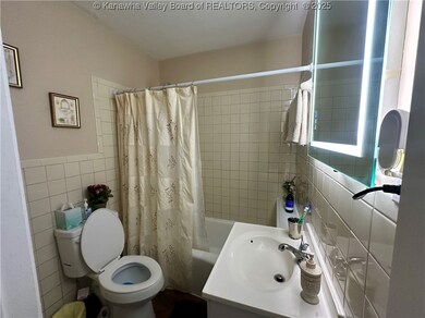 709 Dunbar Ave, Dunbar, WV 25064 - photo 6