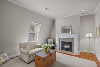 64 Keene St unit 3, Providence, RI 02906 - photo 7