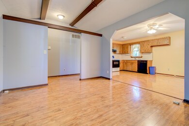 5618 Wooded Lake Dr 7