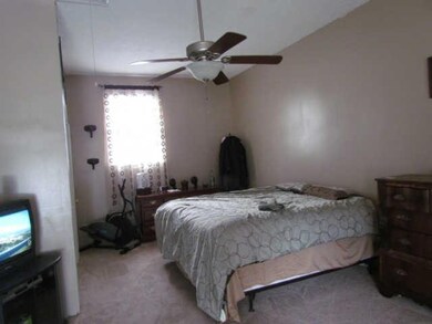 DEN OR EXTRA BEDROOM