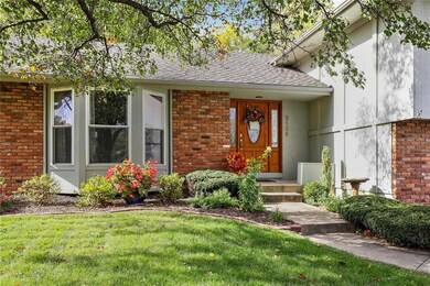 5136 Stearns St, Shawnee, KS 66203 - photo 3