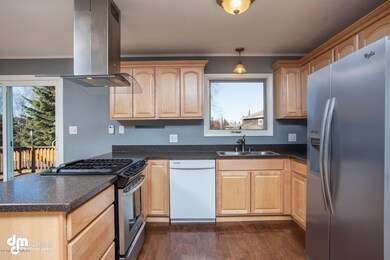 03-01-Kitchen