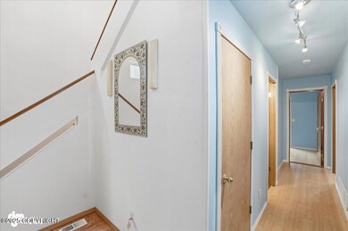 8551 Ridgeway Ave, Anchorage, AK 99504 - photo 4