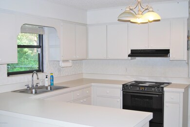 4608 Ortega Farms Cir, Jacksonville, FL 32210 - photo 7