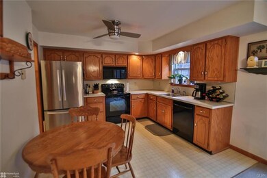 2755 Tamlynn Ln, Easton, PA 18045 - photo 7