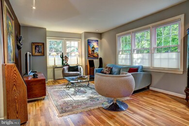 6608 Midhill Place, Falls Church, VA 22043 - photo 7