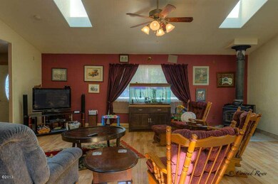 4 Living Room-308