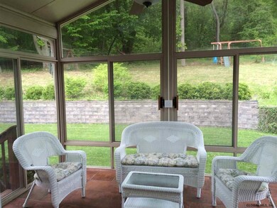 36 Rose Ln, Rensselaer, NY 12144 - photo 4