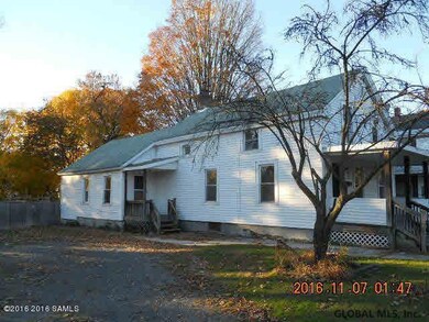 48 Walnut St, Glens Falls, NY 12801 - photo 3