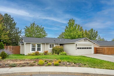 3036 NE Royal Ct, Bend, OR 97701 - photo 3
