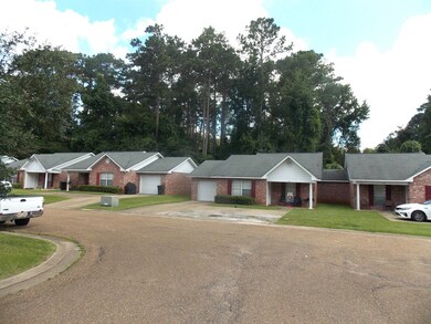 000 White St, McComb, MS 39648 - photo 7