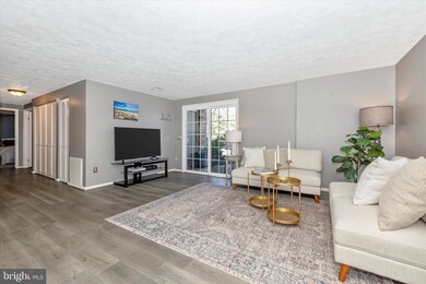 817 Stratford Way unit D, Frederick, MD 21701 - photo 6