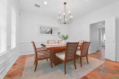 303 Lakeview Cir, Friendswood, TX 77546 - photo 6