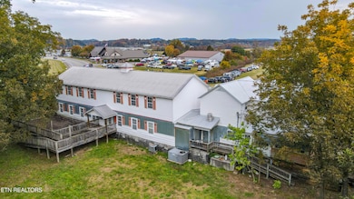 390 Cherohala Skyway, Tellico Plains, TN 37385 - photo 5