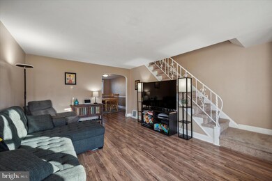 807 Crescent Dr, Glenolden, PA 19036 - photo 3