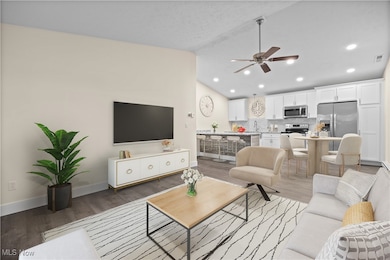 35873 Westminister Ave unit 179, North Ridgeville, OH 44039 - photo 3