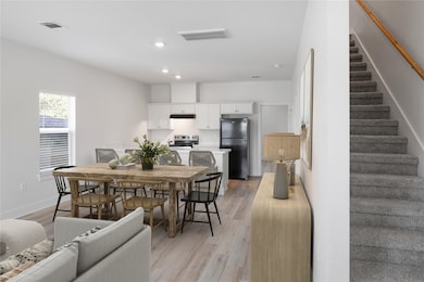 4020 Avenue North 1 2 Rear unit Front, Galveston, TX 77551 - photo 3