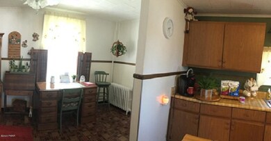 743 Dunmore St, Throop, PA 18512 - photo 7