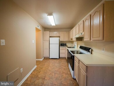 9562 Standon Place, Columbia, MD 21045 - photo 5