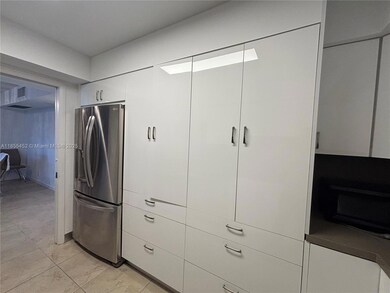 Towers 100 - 600 unit 414, Aventura, FL 33180 - photo 5