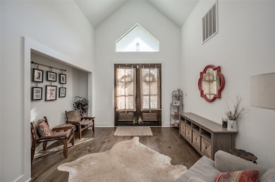 2302 Saxon Dr, Houston, TX 77018 - photo 2