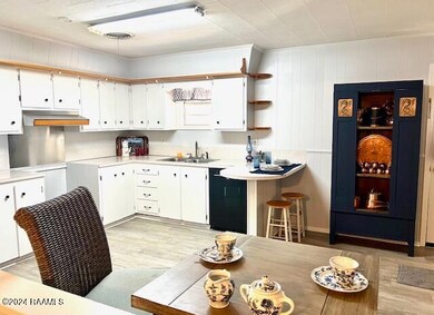 618 Sharon St, Eunice, LA 70535 - photo 5