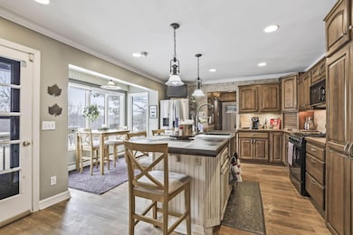 20-web-or-mls-1570GrahamRoad_Hommati102