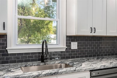 213 Highland Rd, Lansing, KS 66043 - photo 7