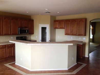 7-Kitchen 1