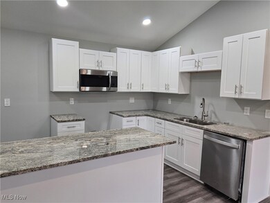 2500 Redgate Ln, Youngstown, OH 44511 - photo 5