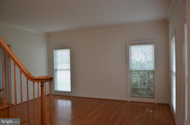 43083 Claremorris Way, Chantilly, VA 20152 - photo 3