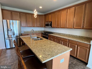 228 N Caldwell Cir, Downingtown, PA 19335 - photo 5