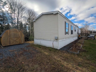 27 Lunar Dr, Canaan, NH 03741 - photo 3