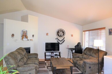 1935 SW 35th St, Redmond, OR 97756 - photo 7