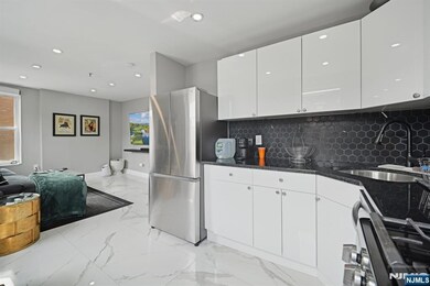 292 7th St unit 2, Jersey City, NJ 07302 - photo 4