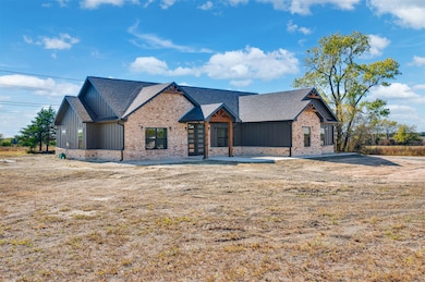 406 Private Road 24977, Brookston, TX 75421 - photo 2