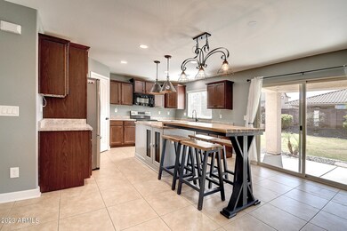 Eat-In Kitchen