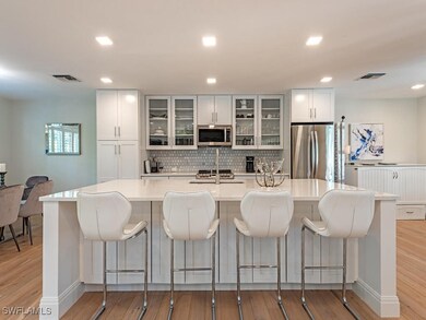 1100 3rd St S unit 202, Naples, FL 34102 - photo 5