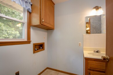 Albers_508SForestCt-1
