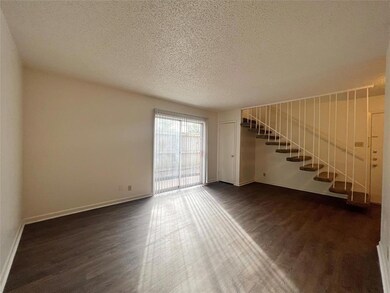202 Jackson St unit 3, Weatherford, TX 76086 - photo 4