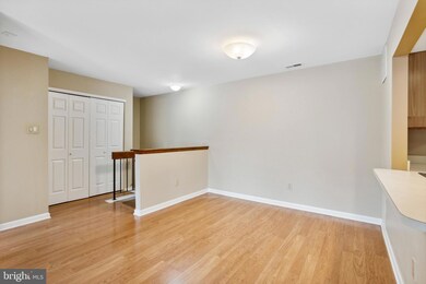 338 Surrey Ct unit 338, Sewell, NJ 08080 - photo 4