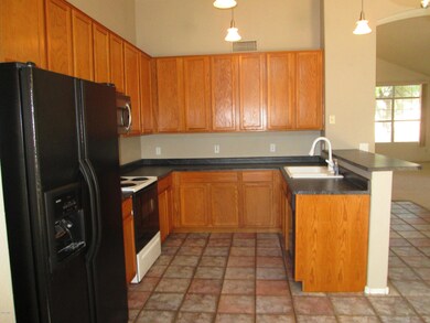 1643 S Dillon, Mesa, AZ 85209 - photo 2