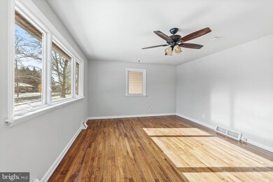 204 Sycamore Ave, Sewell, NJ 08080 - photo 6