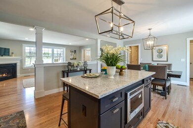 4 Betty Ln unit 13-136, Stratham, NH 03885 - photo 3