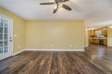 117 Bramblewood Dr, Statesville, NC 28625 - photo 7