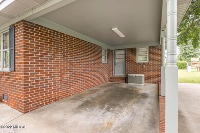 3750 Sandy Cir 6