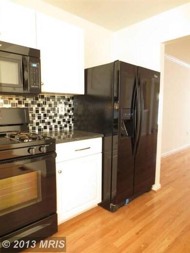 4939 Lockard Dr, Owings Mills, MD 21117 - photo 6