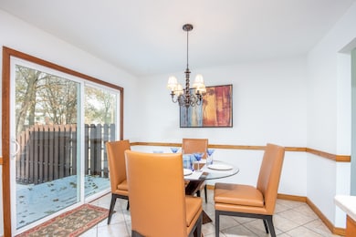 317 Forest Ave unit 3, Oswego, IL 60543 - photo 6