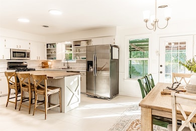 1603 S Jackson St, Brenham, TX 77833 - photo 2